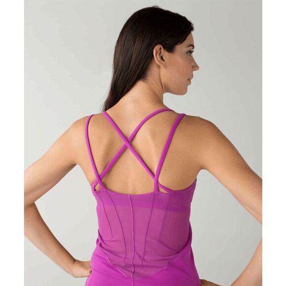 240- GUC Size 4 Lululemon Exquisite Tank - Picture 2 of 4
